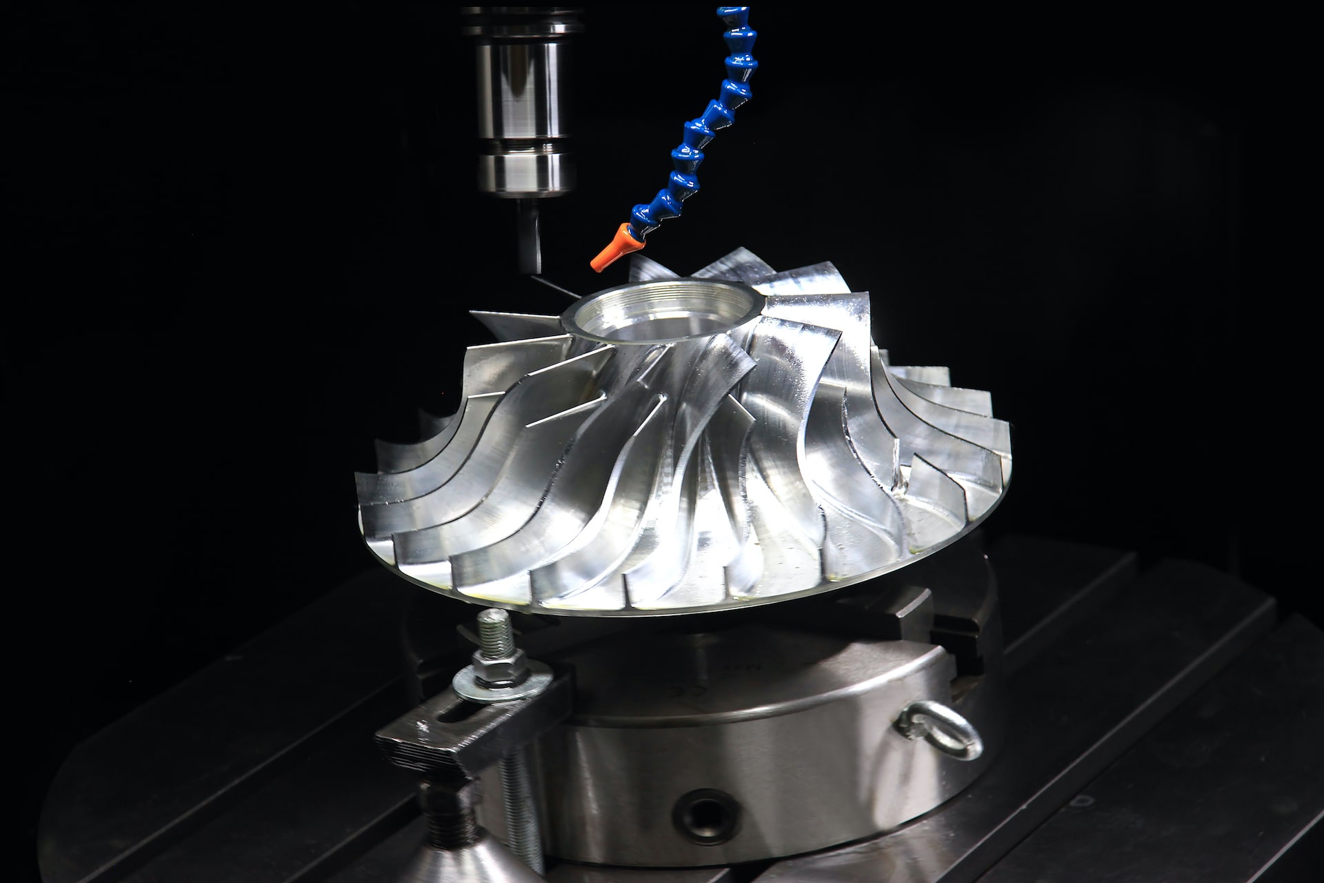 cnc-machining-konplèks-impeller-min